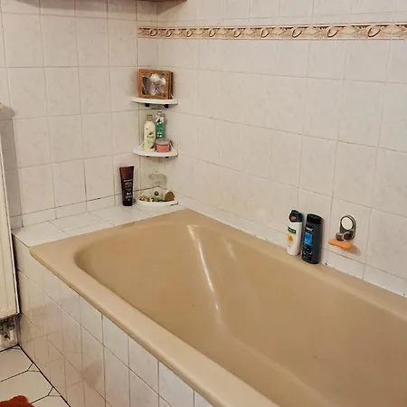 Lägenhet Rodinny Raisovka